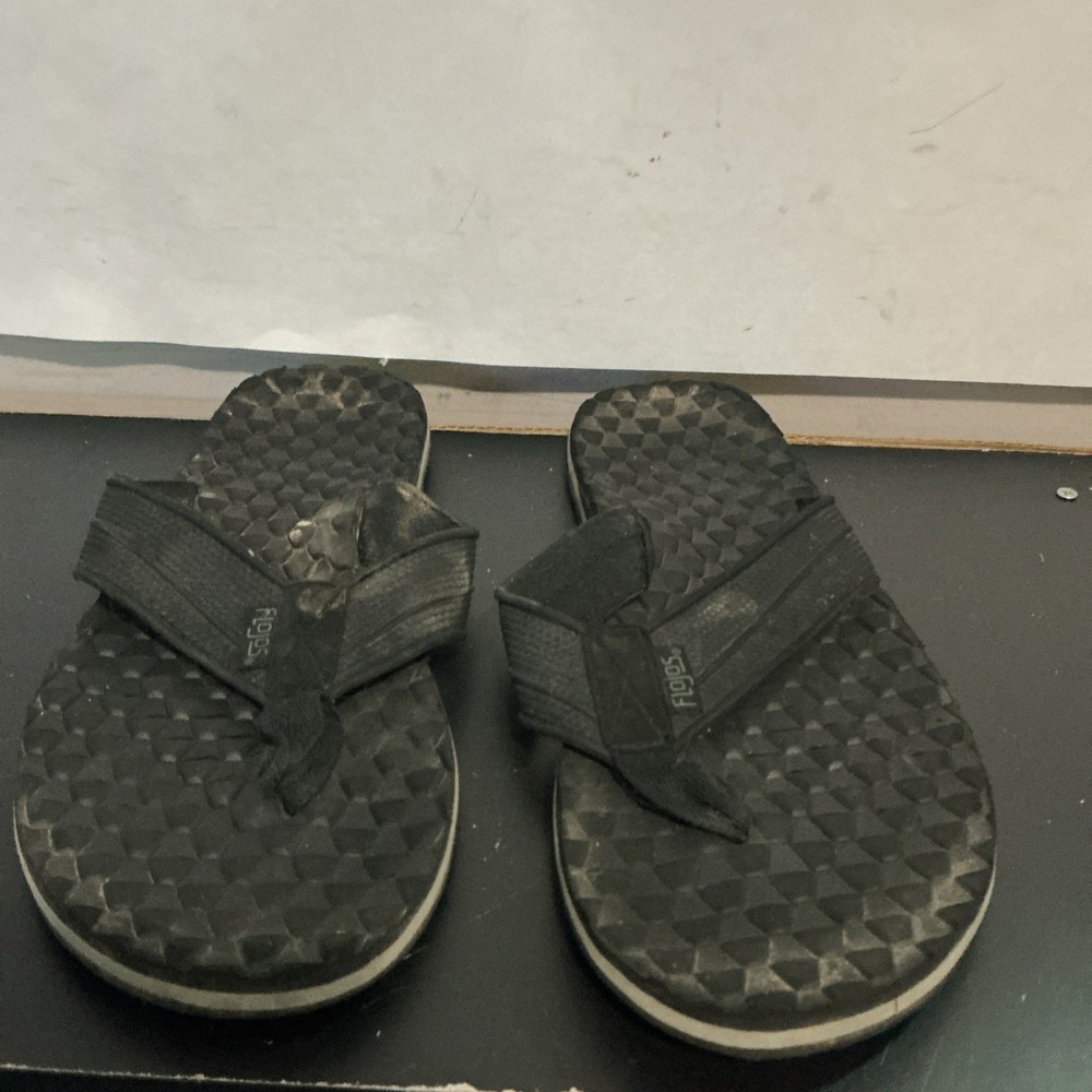 Flojos Badlands Eva Thong Mens Black Cushion Flip Flops 11 3/4 Inches Long